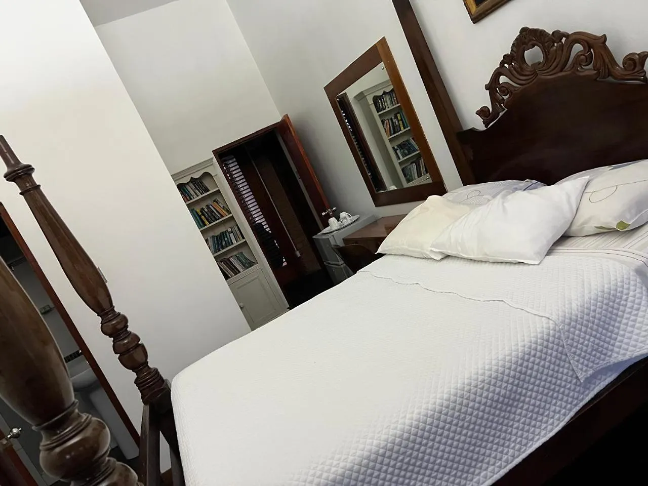 Bed and Breakfast Tranquility Estate Kingston Bed & Breakfast